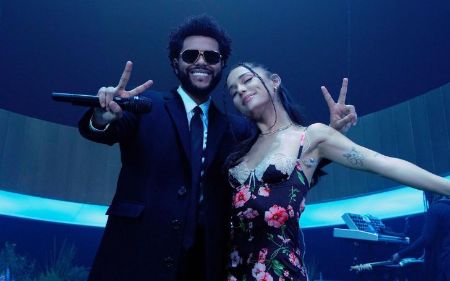 Ariana Grande dated Big Sean.